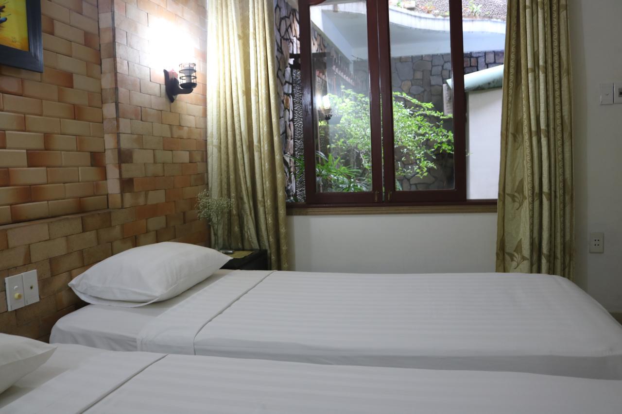Nhi Trung Hotel Хоян Екстер'єр фото